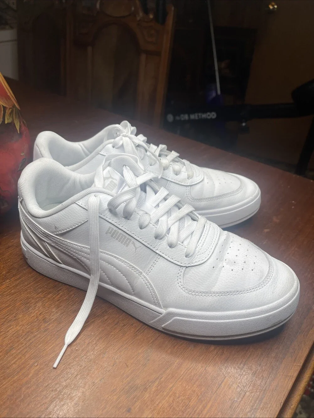 puma caven M mens sneakers white used size 10M